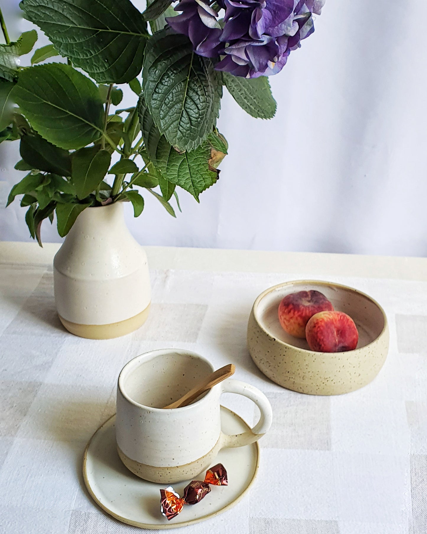Tazza BOTERO per the, caffè e cappuccino. Contiene 300ml di liquido.