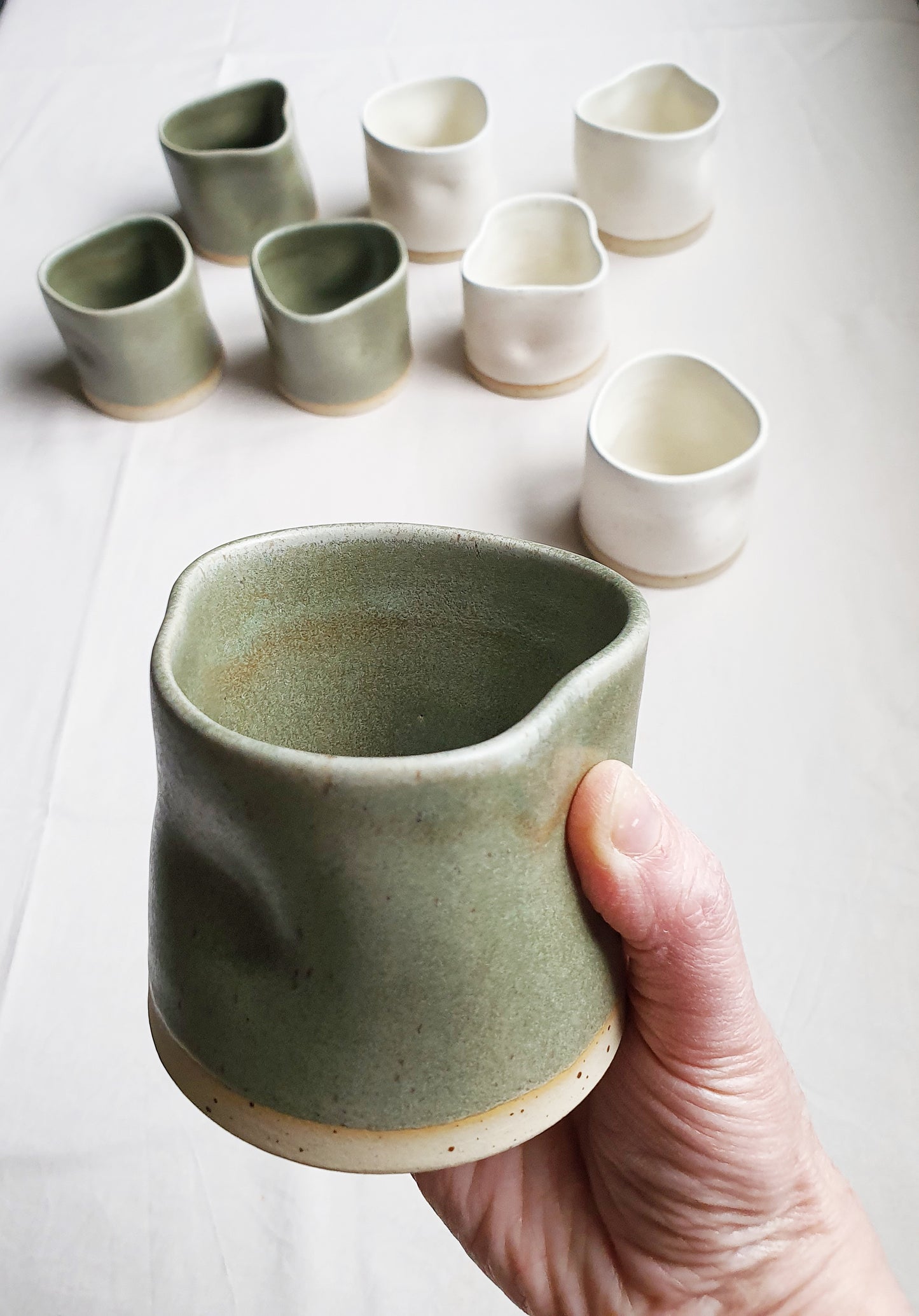 Tazza/BICCHIERE STROPICCIATE per the, caffè e cappuccino. Contiene 250ml di liquido.