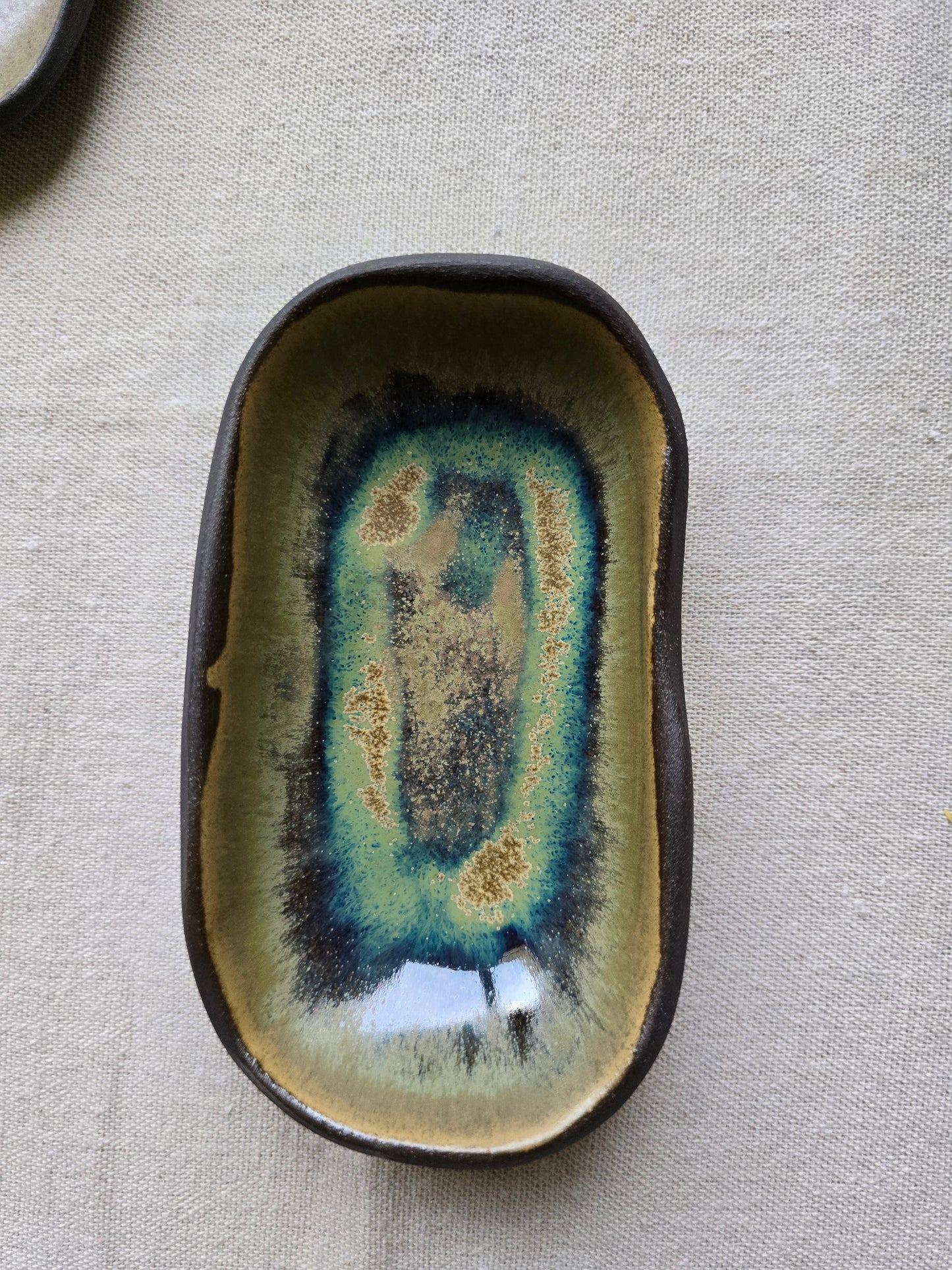 Piattini / Svuotatasche MINI in gres nero di diversi colori di 12,5 x 7,5cm.