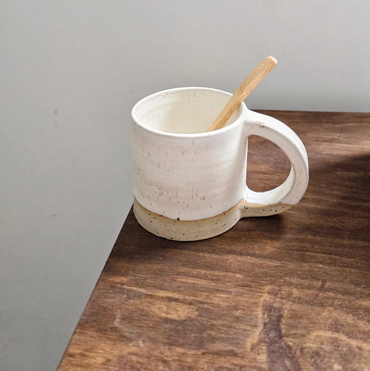 Tazza PAUSA per the, caffè e cappuccino. Contiene 150ml di liquido.