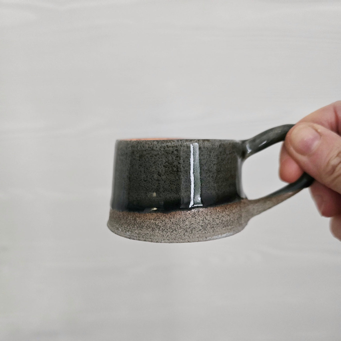 Porta candeline BUGIA in gres grigio con manico