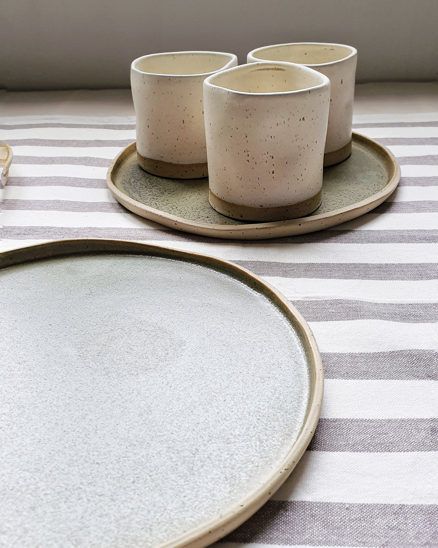 Tazza/BICCHIERE  STROPICCIATE per the, caffè e cappuccino. Contiene 250ml di liquido.