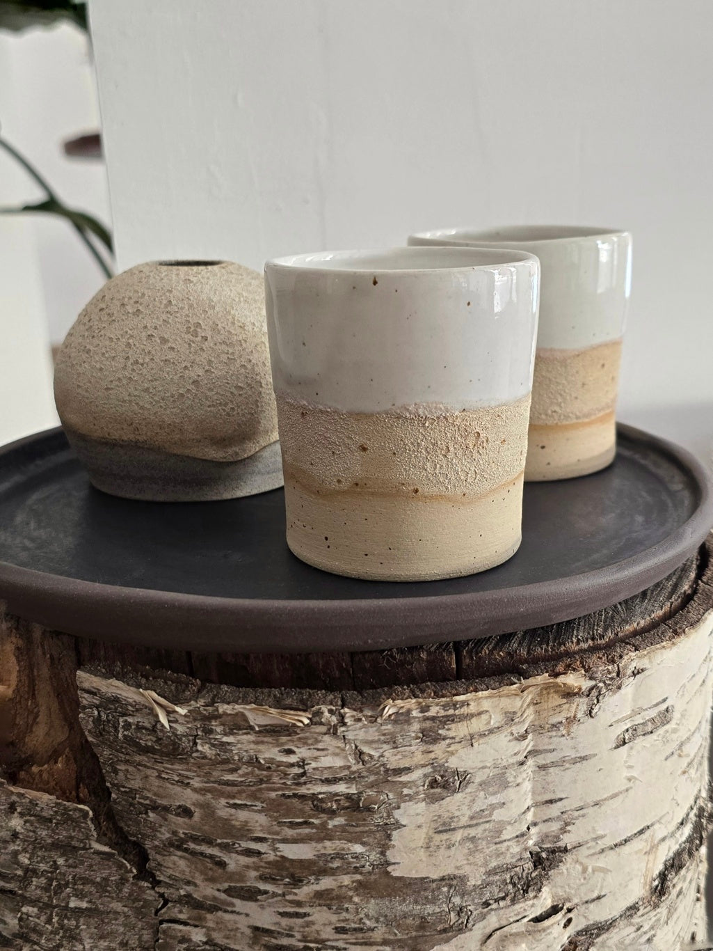Tazza CRATERE in gres puntinato